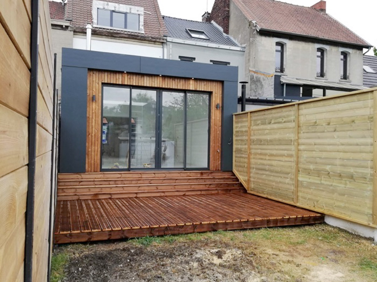 Constructions et extensions en ossature bois PÉRICHARPENTE, Gwenaël Périchart, artisan charpentier depuis 25 ans dans la construction bois et la charpente